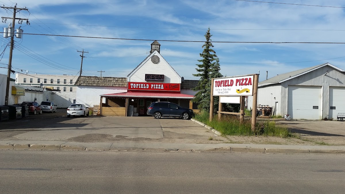 Tofield Pizza & Donair